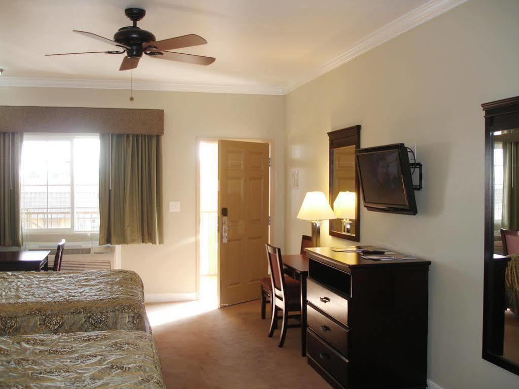 Rodeo Lodge Clovis Extérieur photo